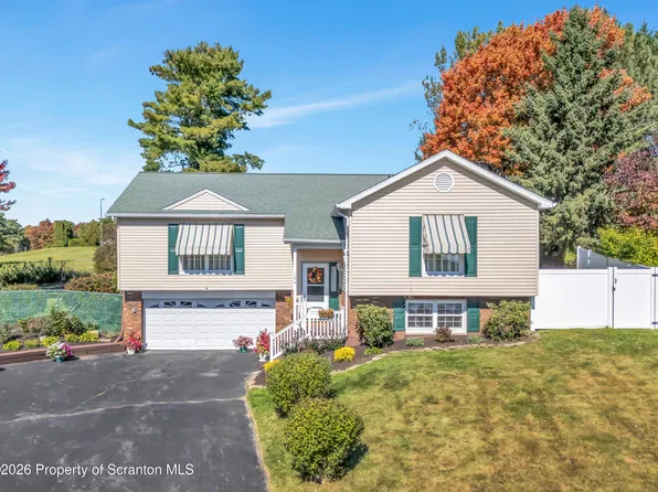 124 Leland Dr, Clarks Summit, PA 18411