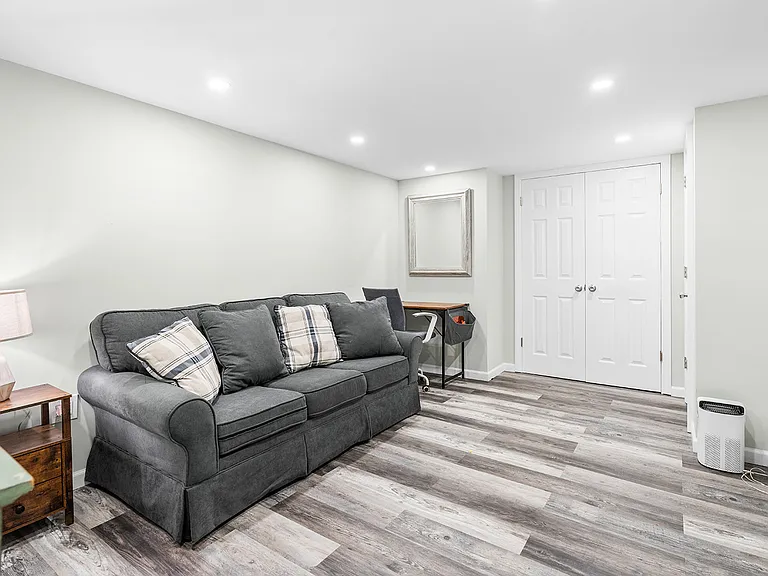 802 Martin Ave — Photo 20