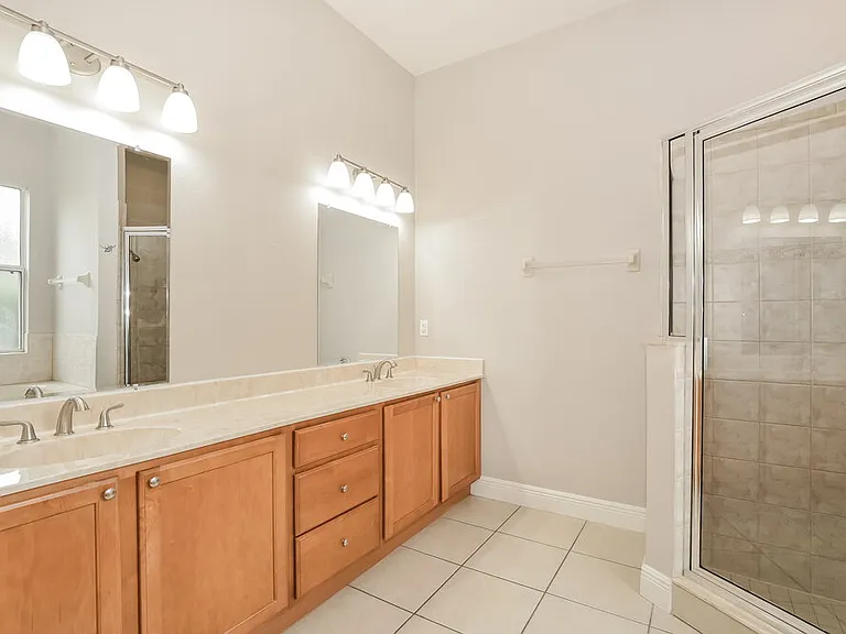 1174 Green Vista Cir — Photo 11
