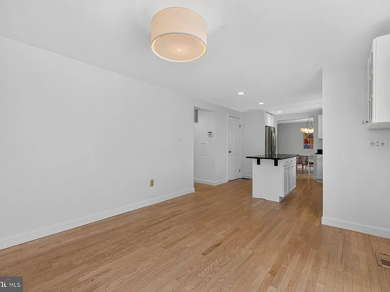 4009 Shallow Brook Ln — Photo 11