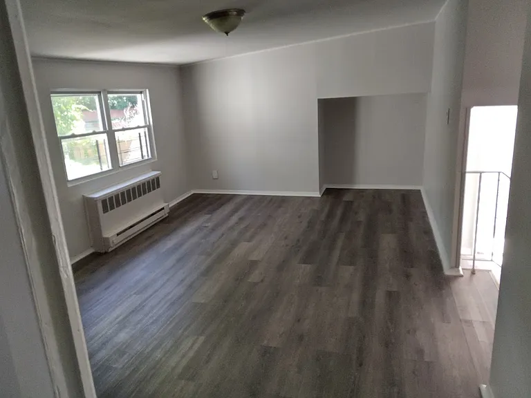 80 Sedgwick Ave #3 — Photo 3