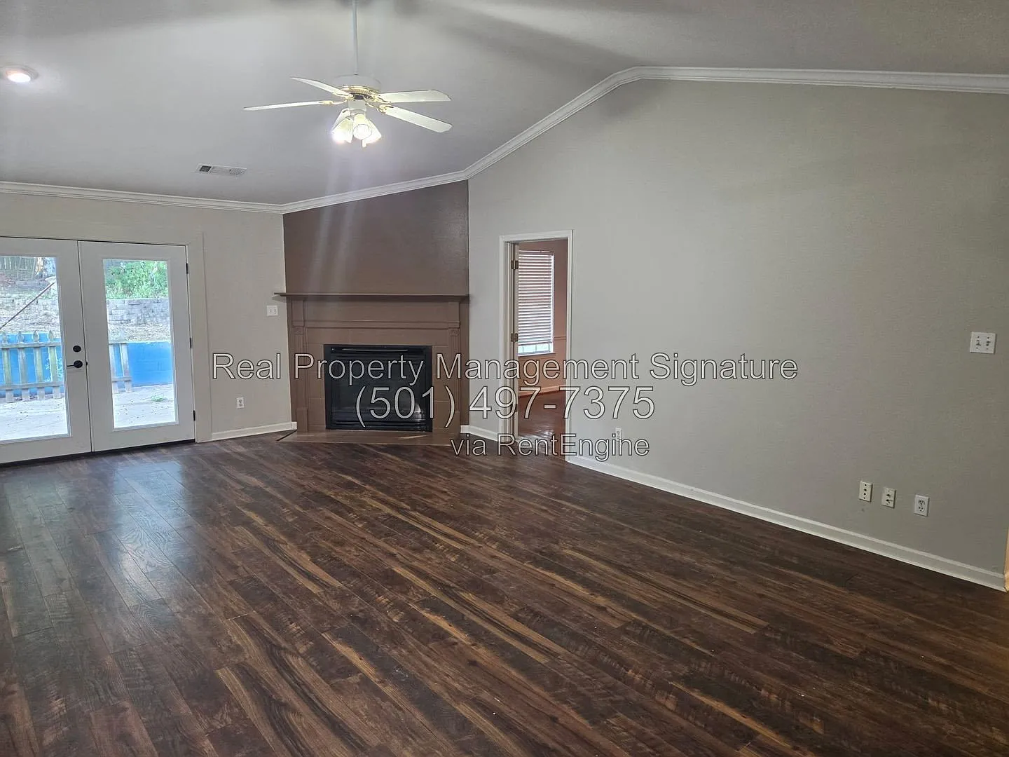 4 bed, 2.0 bath, 1919 sqft, $2,100 — Photo 4