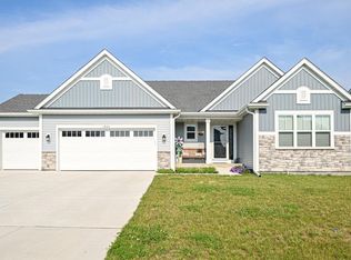 1924 Cheshire Dr, Union Grove, WI 53182