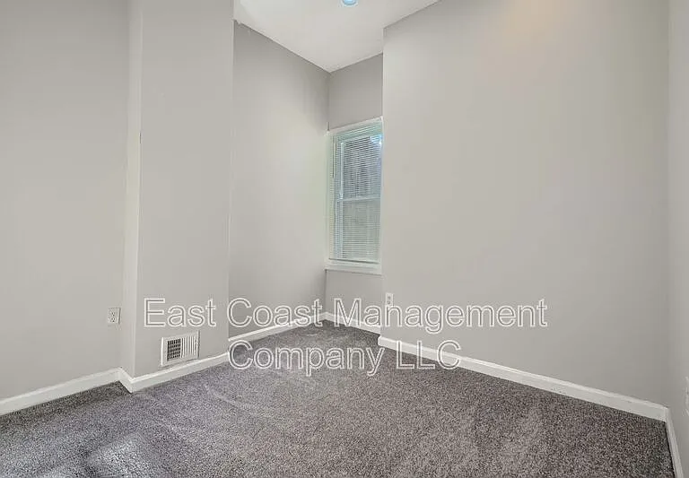 1616 N Fulton Ave — Photo 21