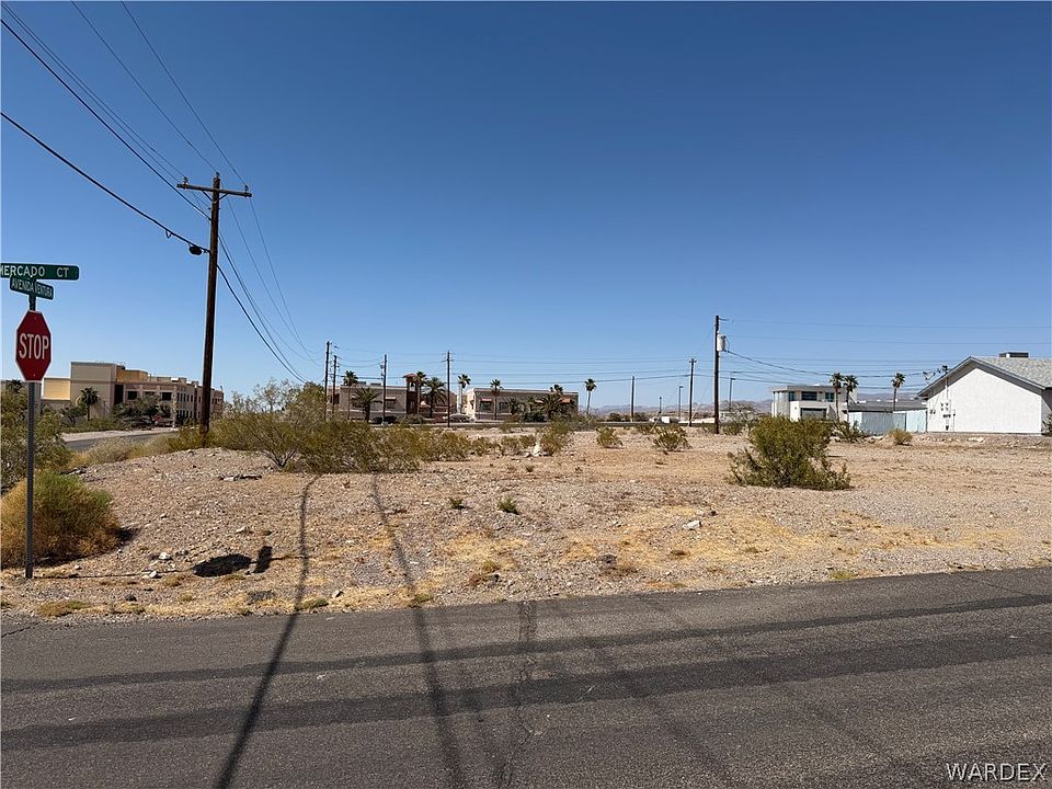 2nd image of 2801 Mercado Court