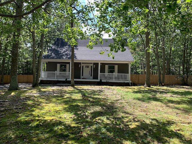 1st image of 32 Laurelwyck Dr