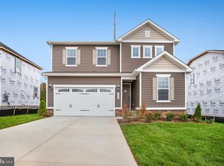 1084 Winter Pl, Bealeton, VA 22712