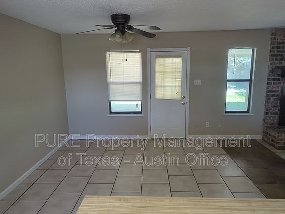 5th image of 1310B Ray Berglund Blvd