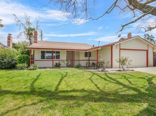3741 Thornhill Dr, Sacramento, CA 95826