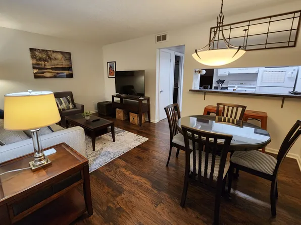 807 W Trinity Ave, Durham, NC