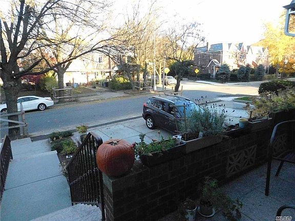 3rd image of 63210 Alderton St