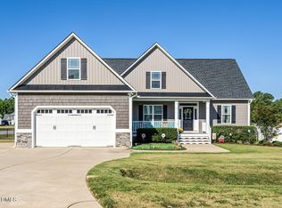 78 Lassiter Hills Dr, Four Oaks, NC 27524