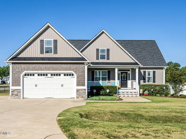 78 Lassiter Hills Dr, Four Oaks, NC 27524