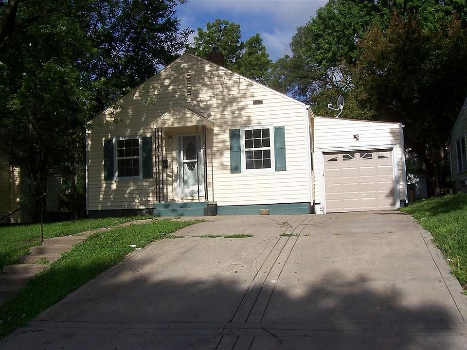 1st image of 6218 S 32nd St