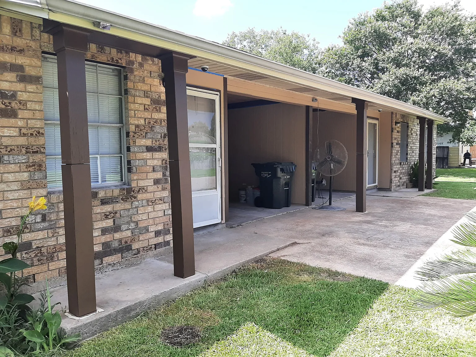 2 bed, 800 sqft, $1,200 — Photo 1