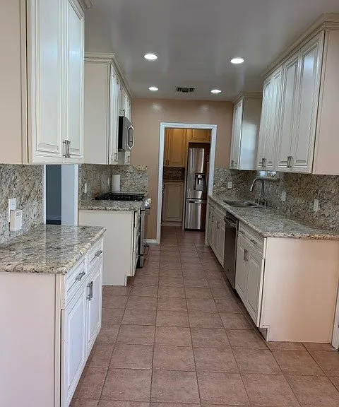 2616 Piedmont Ave — Photo 6
