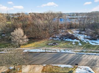 551 Century Ln, Holland, MI 49423