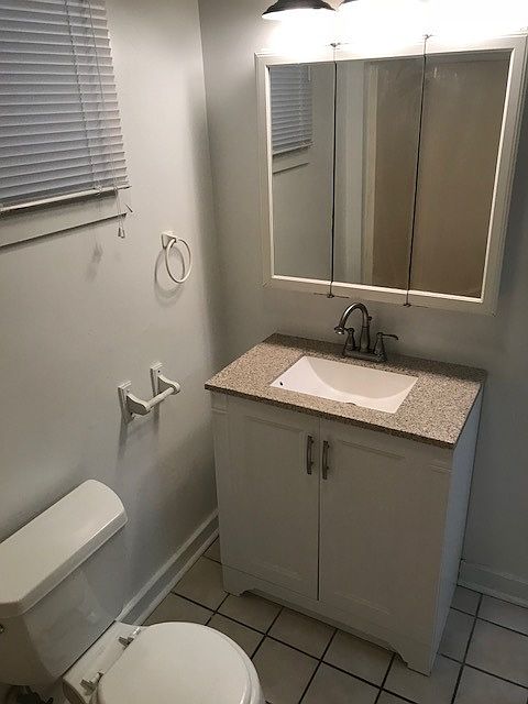 1st image of 2004 Idlewood Ave APT B