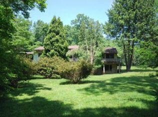 1039 Sproul Rd, Bryn Mawr, PA 19010