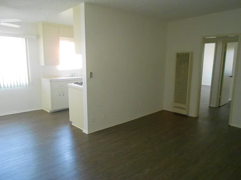 3721 Midvale Ave #11 — Photo 6