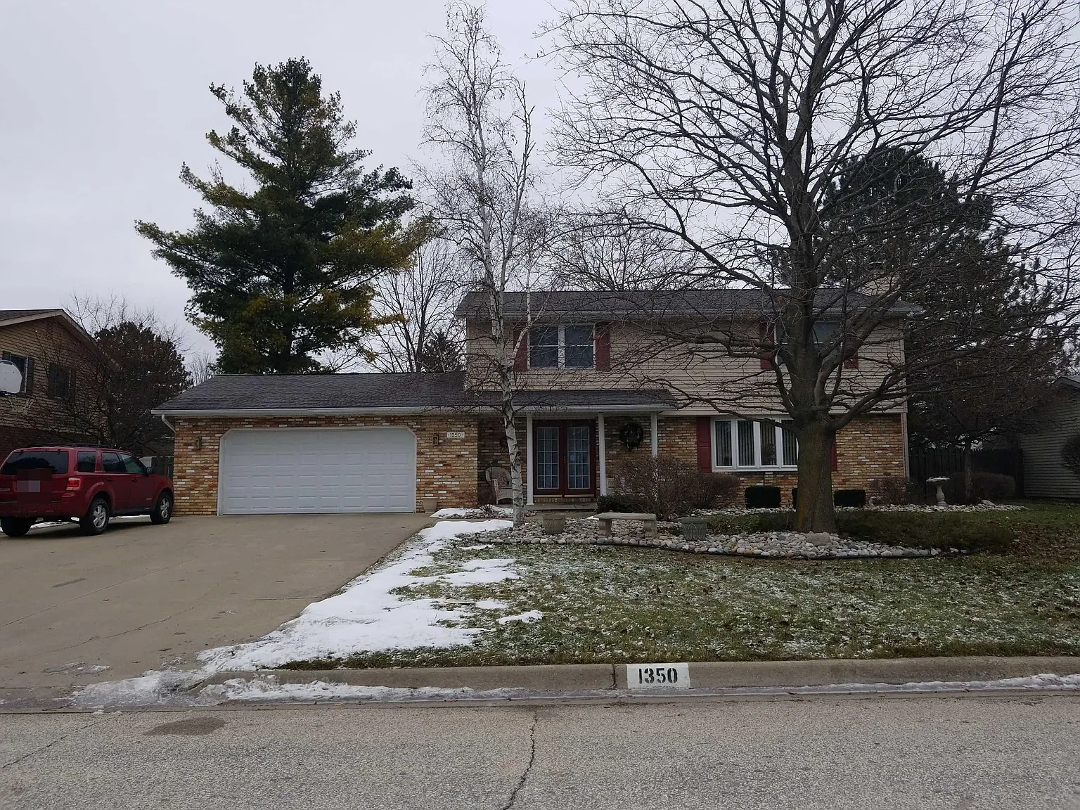 1350 Cranbrook Dr photo 1