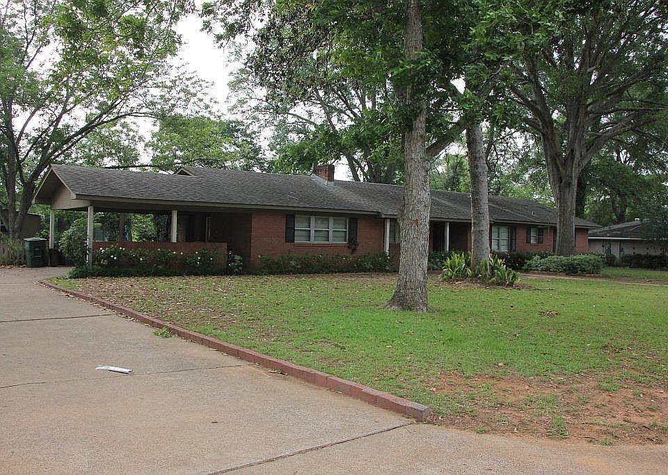 1st image of 920 Millard Dr