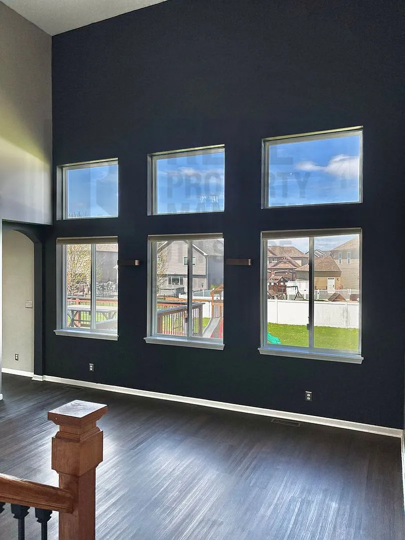 4BR/3.5BA Refined Ellendale Farm Rental w/ Basement Suite — Photo 2