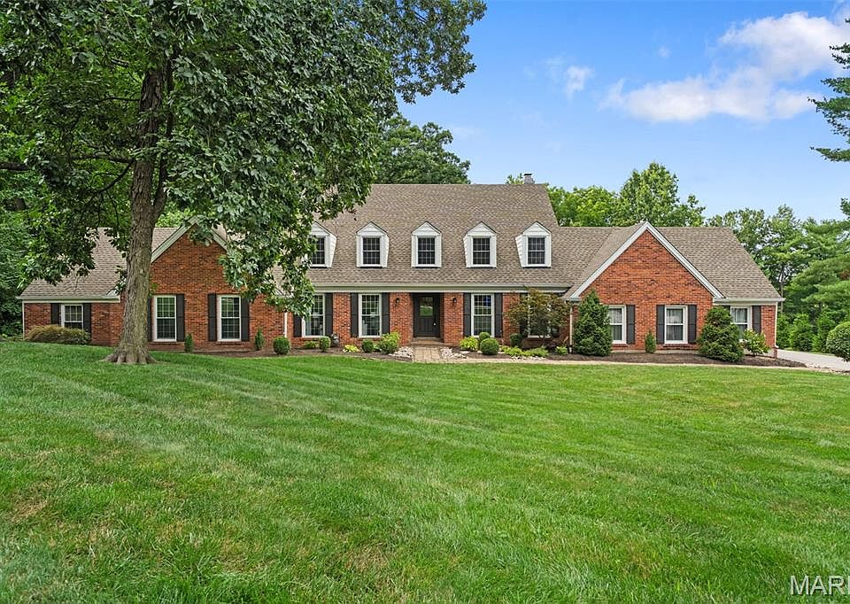 1st image of 901 Mason Wood Dr