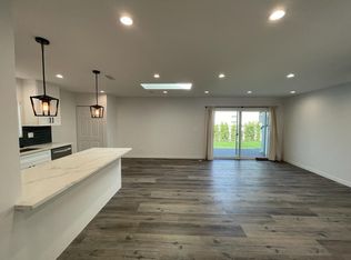 6833 Jamieson Ave, Reseda, CA 91335