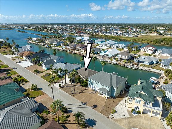 2nd image of 124 Sea View Dr
