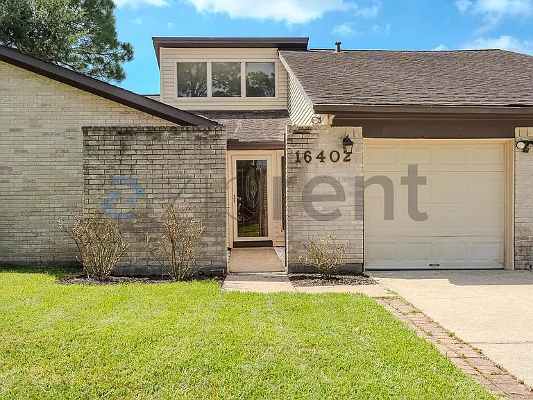 16402 Mill Point Dr — Photo 2