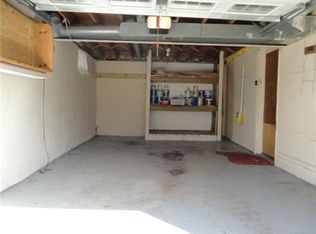 5908 NE 49th St, Kansas City, MO 64119