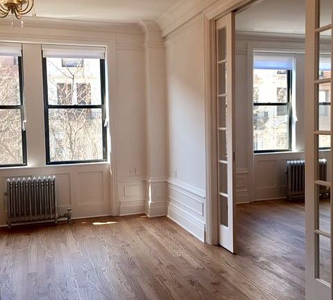 2nd image of 119 W 71st St APT 4B