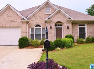2833 Cross Bridge Dr, Vestavia, AL 35216