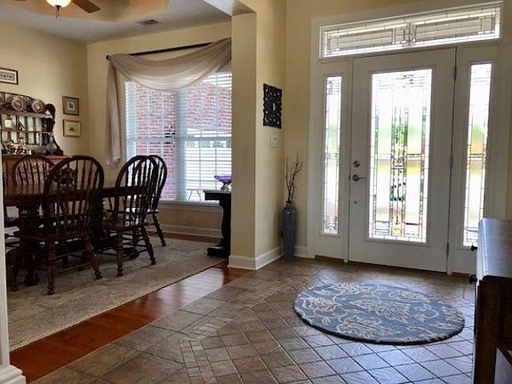 4th image of 309 Oakmonte Cir