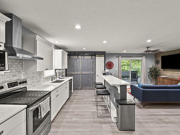 4th image of 3888 Grassy Creek Dr