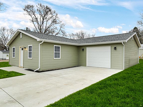 3rd image of 285 S Ivanhoe Rd