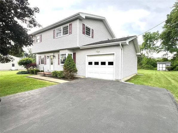 84 Park Ter, Horseheads, NY 14845