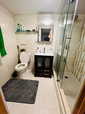 Rented by Halvatzis Realty | media 58