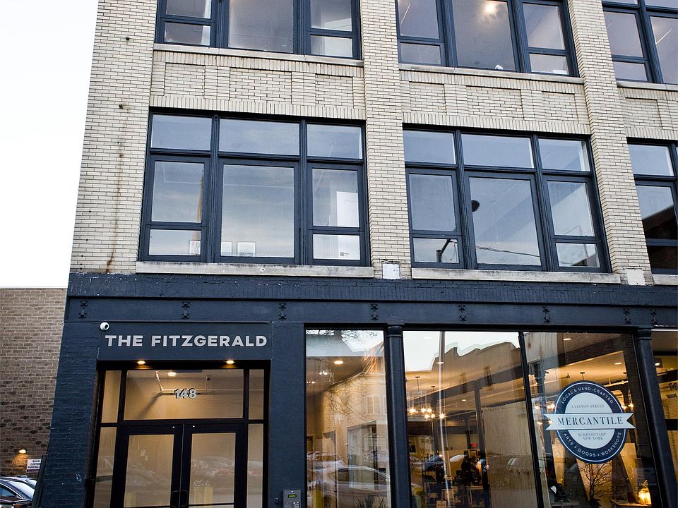 2nd image of 144 Clinton St #2C