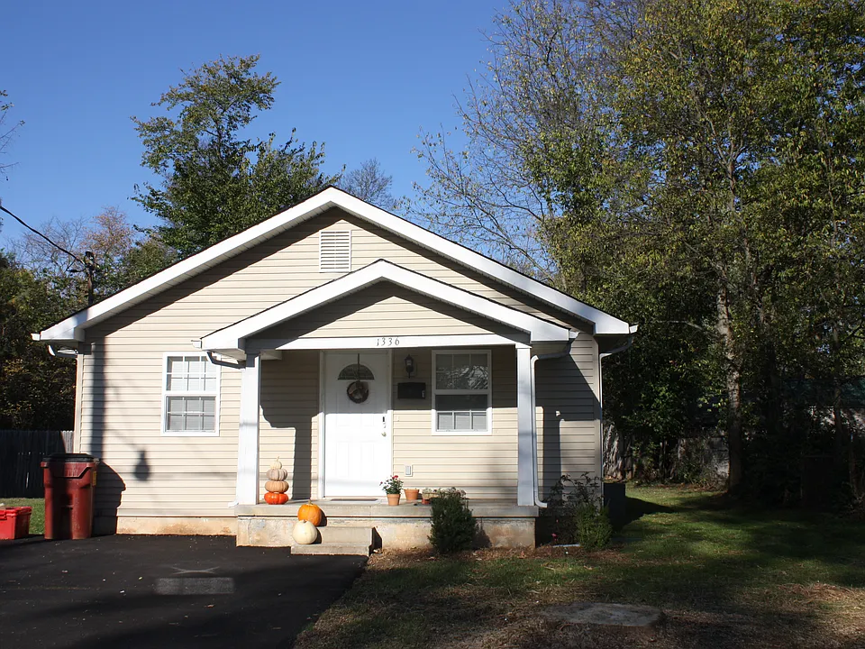 1336 E 14th Ave