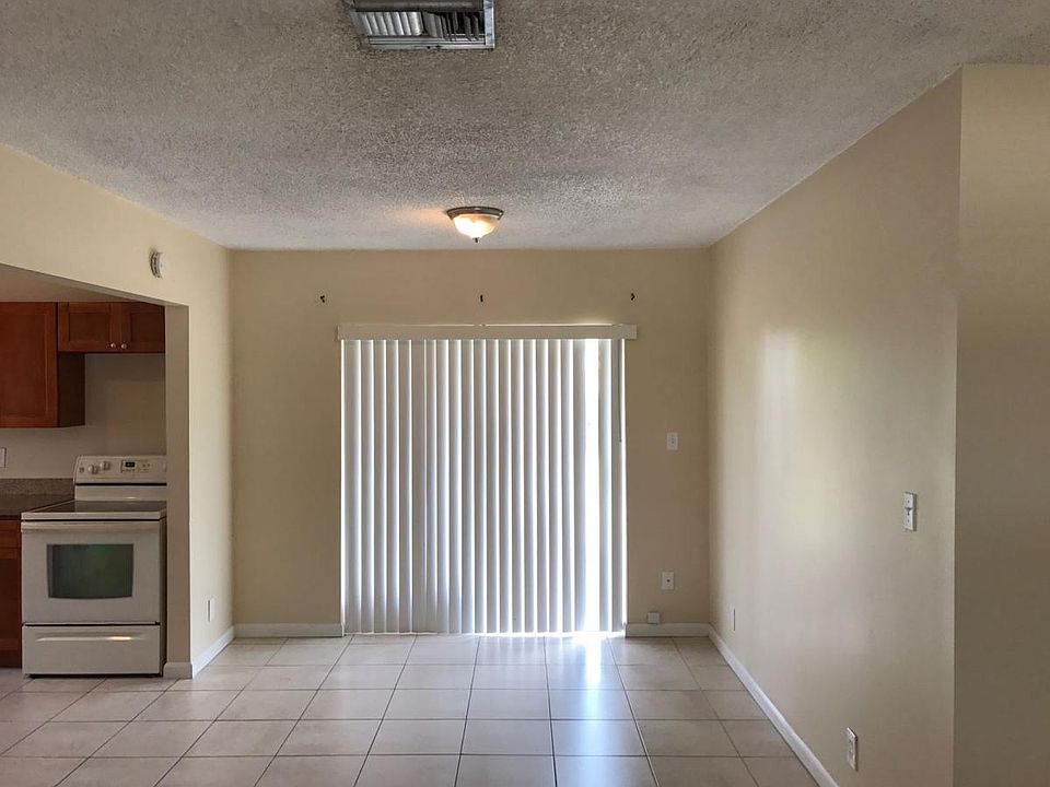 1st image of 1635 N Seacrest Blvd