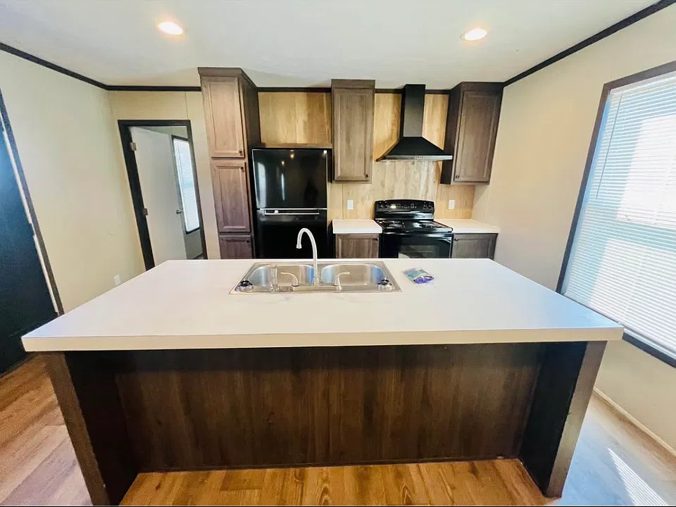 4000 Cemetery Rd #90
