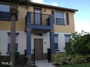 2130 SE Grand Dr, Port Saint Lucie, FL 34952