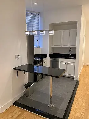 Rented by Mossanen Group | media 15