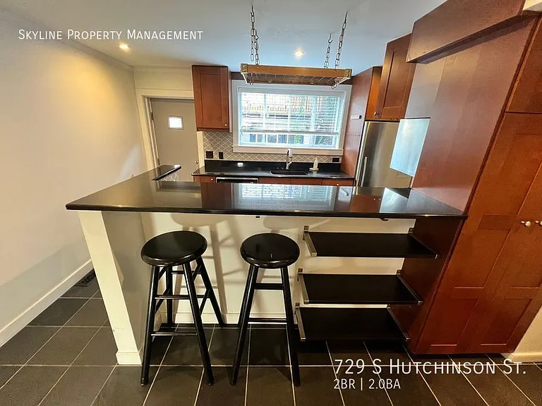 729 S Hutchinson St — Photo 6