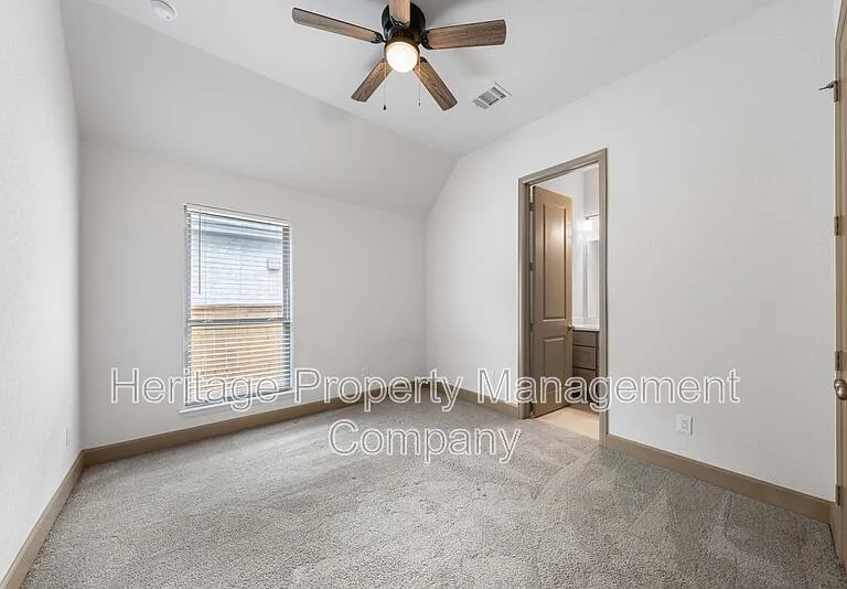 316 Hulda Trl — Photo 31