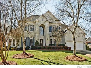 5325 Piper Glen Dr, Charlotte, NC 28277