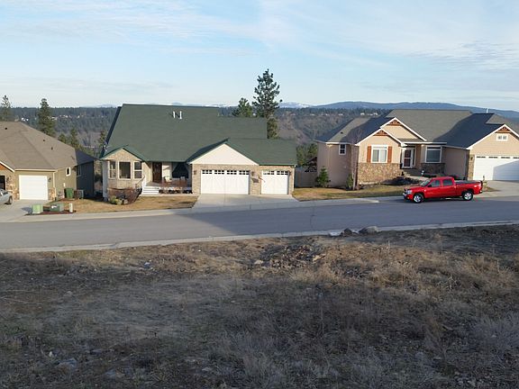 3rd image of 2310 S Scenic Blvd