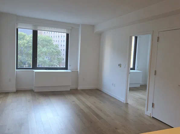 445 West 35th Street image 1 of 18
